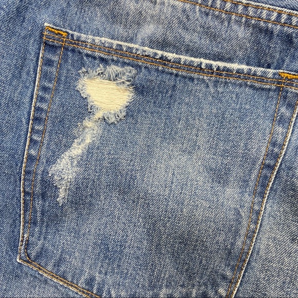 Good American 100% Cotton Bombshell Cutoff Distressed Jeans Shorts NWT Size 24 - Picture 10 of 15